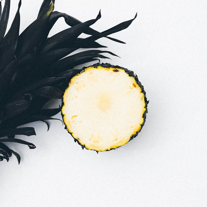 Potongan nanas close-up, sumber enzim protein alami